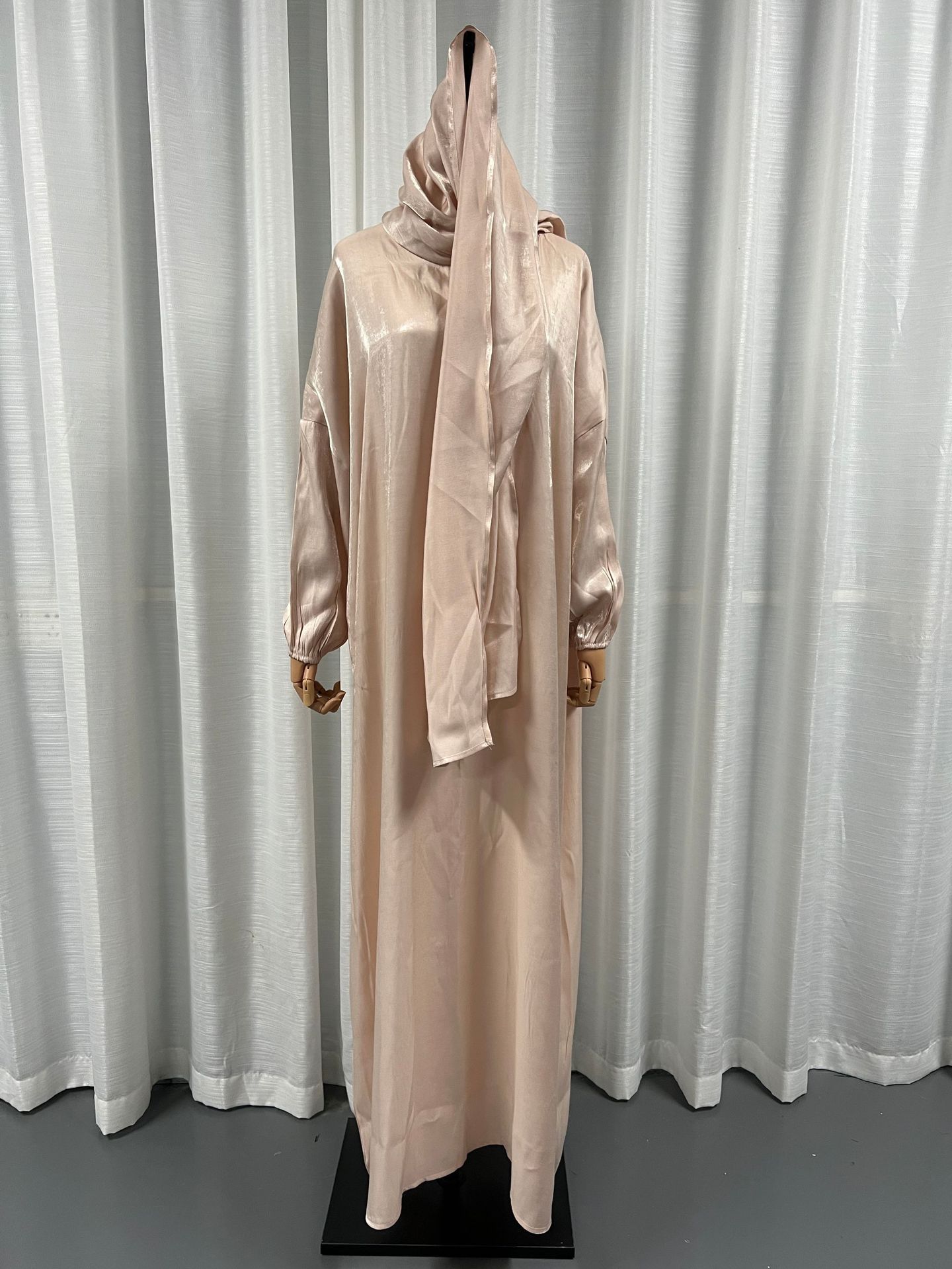 Dubai Muslim Robe Women's Clothing With Headscarf (Overseas)